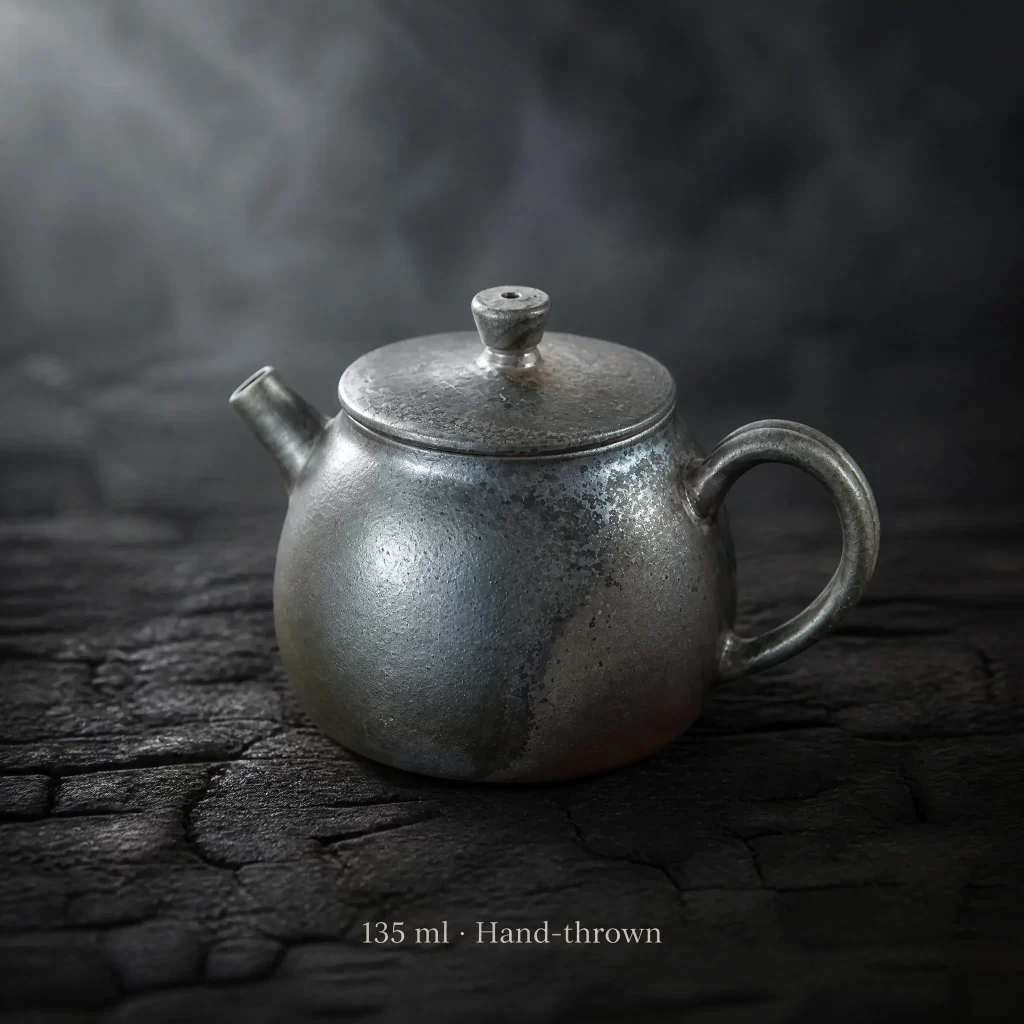Wood-Fired Jian Zhan Teapot — Heng, Fine-Clay, Strong Ash Character, Bark-Like Texture, 135 ml detail 2