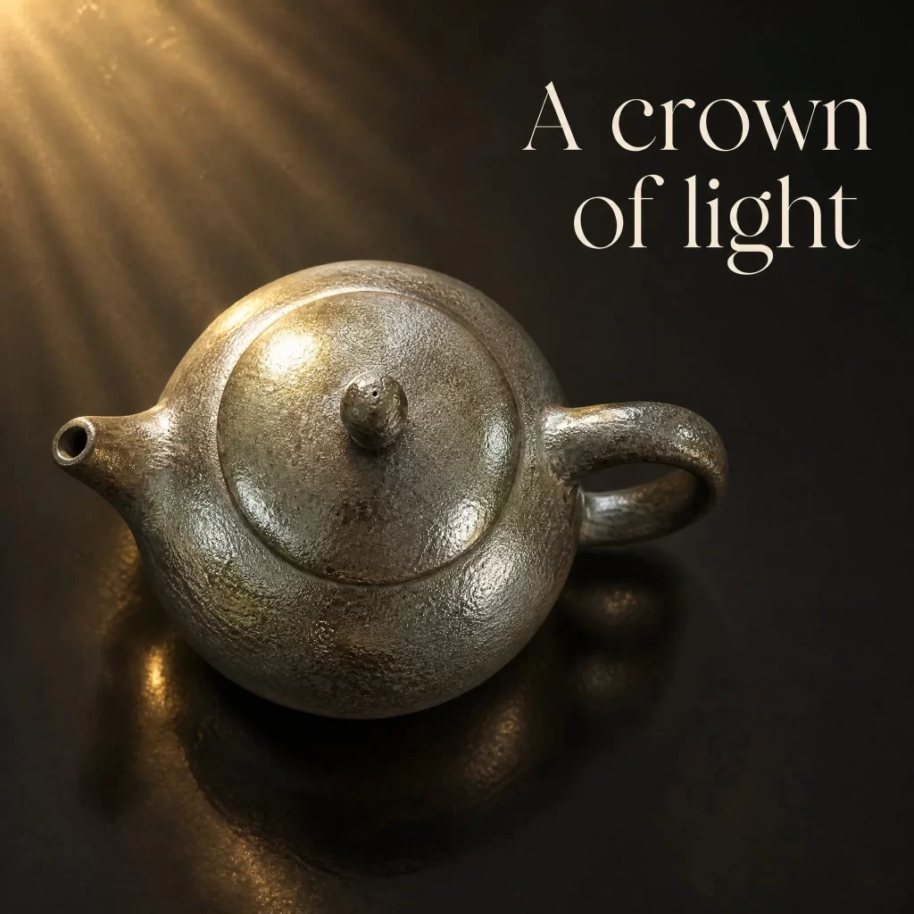 Wood-Fired Jian Zhan Teapot — Qingyang, Iron-Clay, Golden Lustrous Glaze, Natural Ash Variation, 170 ml detail 3