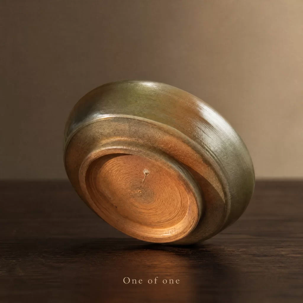 Wood-Fired Jian Zhan Teapot Stand — Fine-Clay, Champagne-Gold Glaze, Natural Ash Variation detail 5