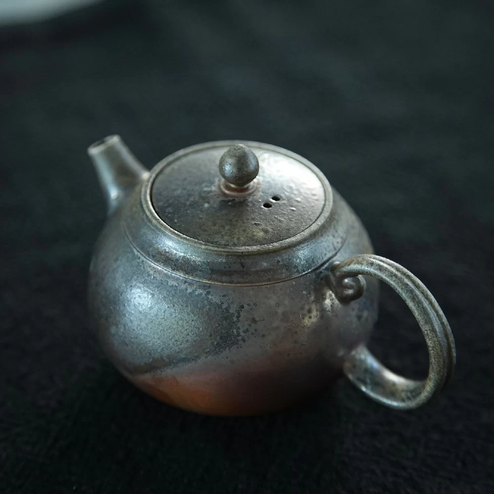 Handmade Wood-Fired Fine Clay Teapot | Distinct Fire Marks & Metallic Glaze for Gongfu Tea, 125 ml detail 9