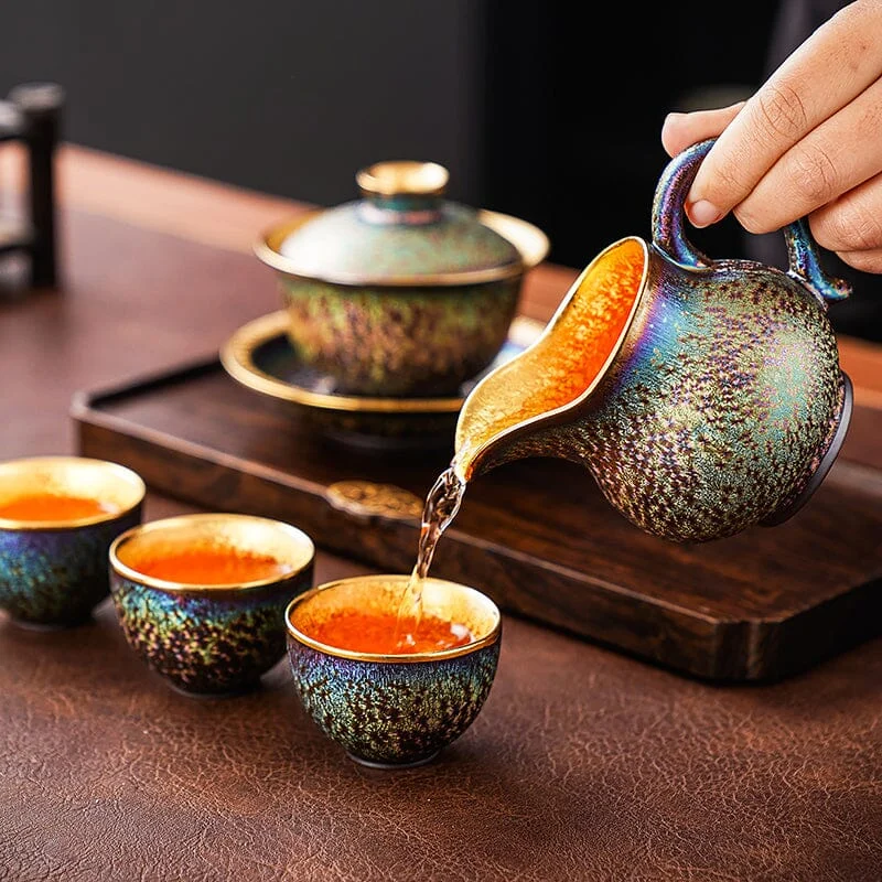Golden Magic Tea Set detail 4