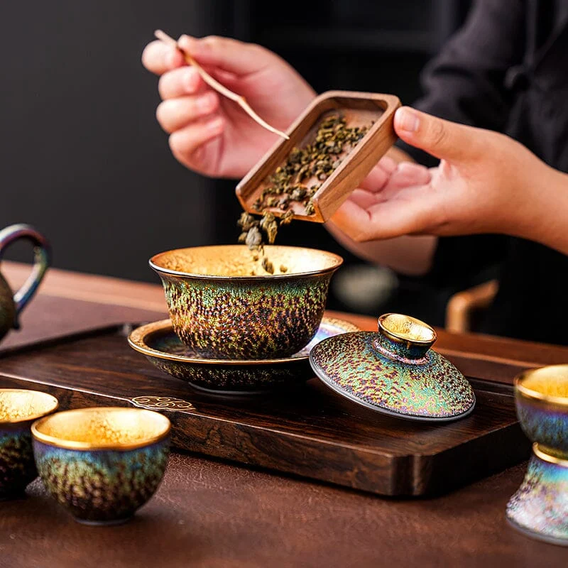 Golden Magic Tea Set detail 6