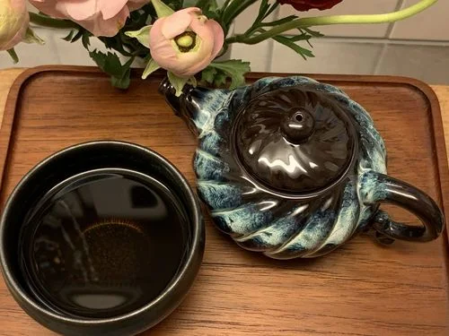 Customer photo review of Palm Teapot