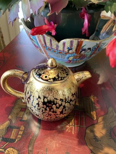 Customer photo review of Gold Teapot