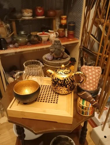 Customer photo review of Gold Teapot