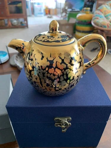 Customer photo review of Gold Teapot