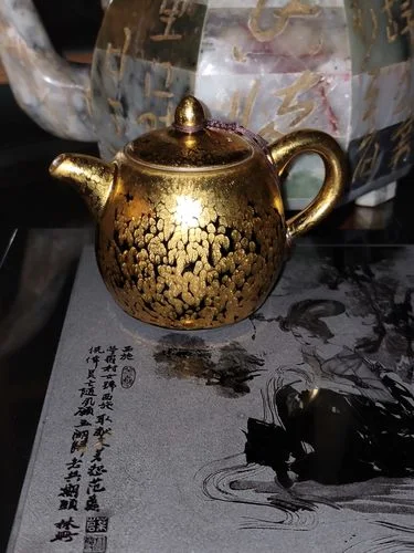 Customer photo review of Gold Teapot